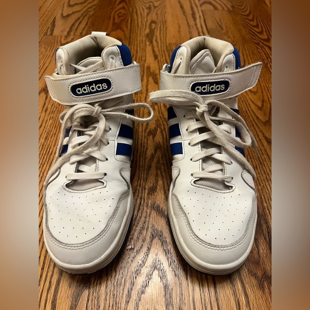 adidas Men's Postmove Mid Basketball Shoes Size 8.5 - Picture 2 of 11
